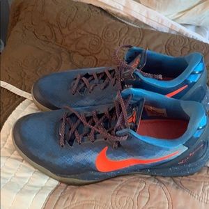 Kobe Bryant mamba viper shoes 10.5